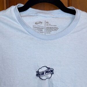 Blue Moon embroidered tee